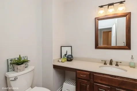 1712 Juliet Lane Libertyville IL 60048