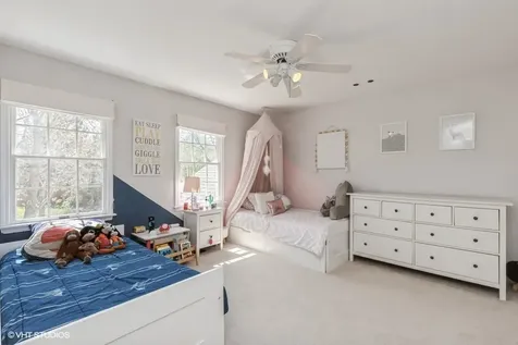 1712 Juliet Lane Libertyville IL 60048