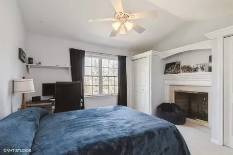 1712 Juliet Lane Libertyville IL 60048