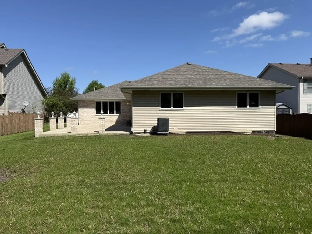 509 Pueblo Drive New Lenox IL 60451