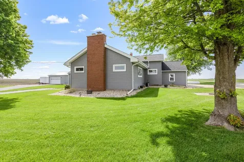4698 East 17th. Road Leland IL 60531