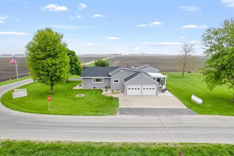 4698 East 17th. Road Leland IL 60531