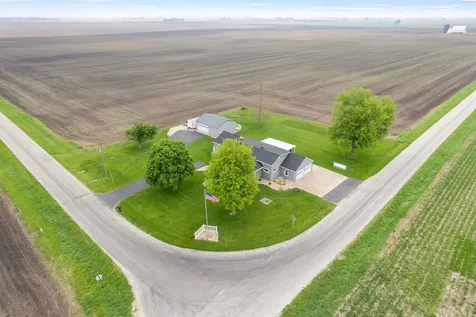 4698 East 17th. Road Leland IL 60531