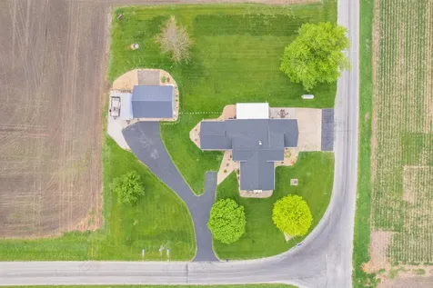 4698 East 17th. Road Leland IL 60531