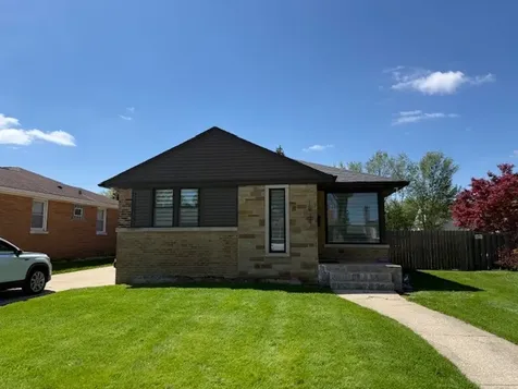 1934 Belleview Avenue Westchester IL 60154
