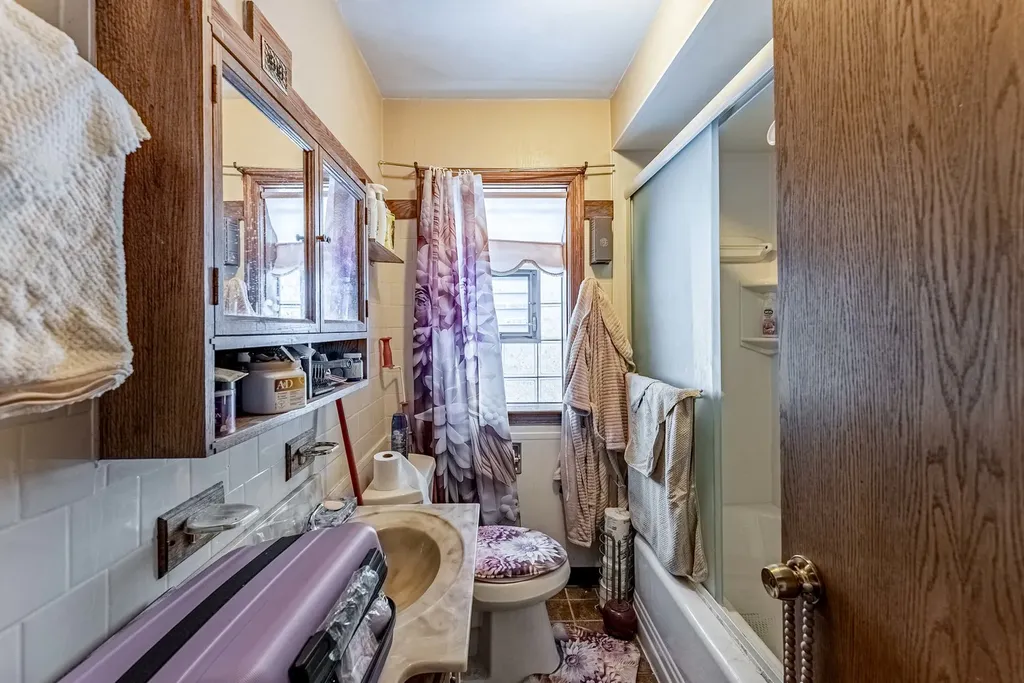4131 North Austin Avenue Chicago IL 60634