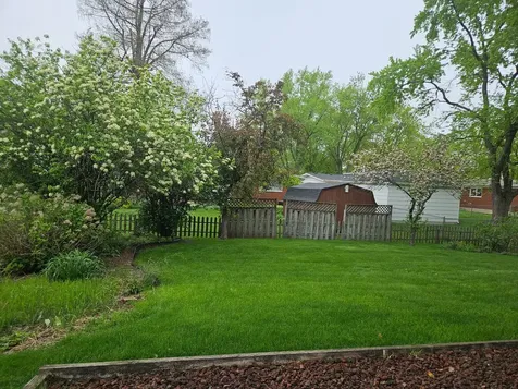 821 West Manor Court Glenwood IL 60425