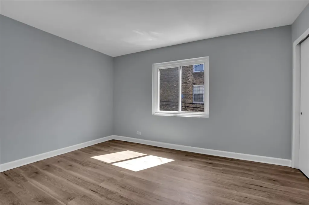 7351 North Ridge Boulevard Chicago IL 60645