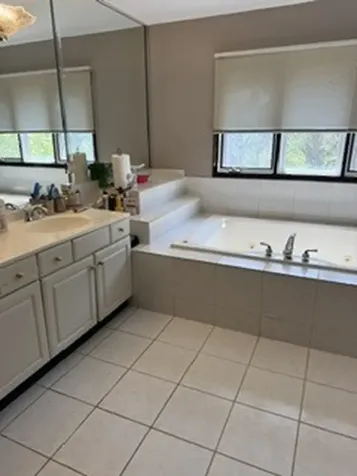 3811 River Road Hazel Crest IL 60429
