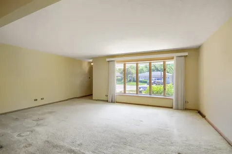 2630 Somerset Drive Westchester IL 60154