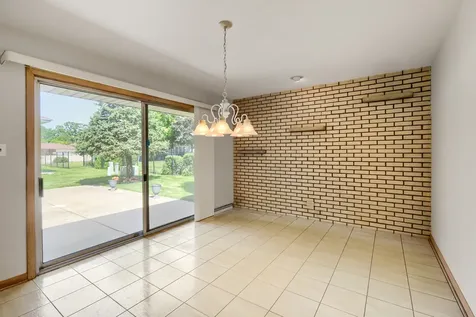 2630 Somerset Drive Westchester IL 60154