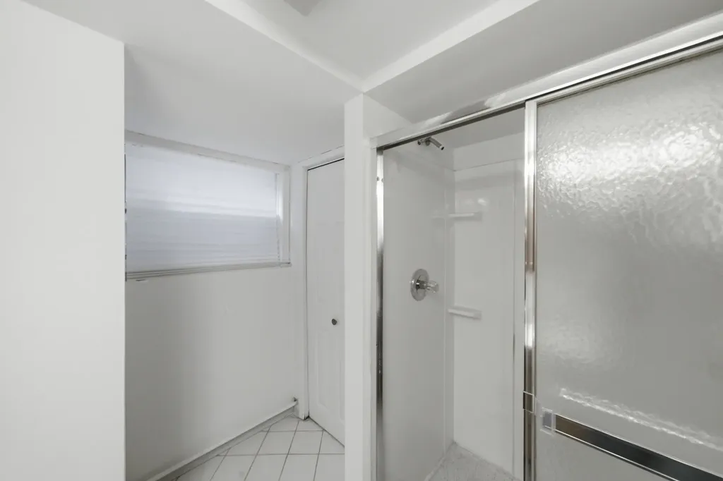 5422 South Oak Park Avenue Chicago IL 60638