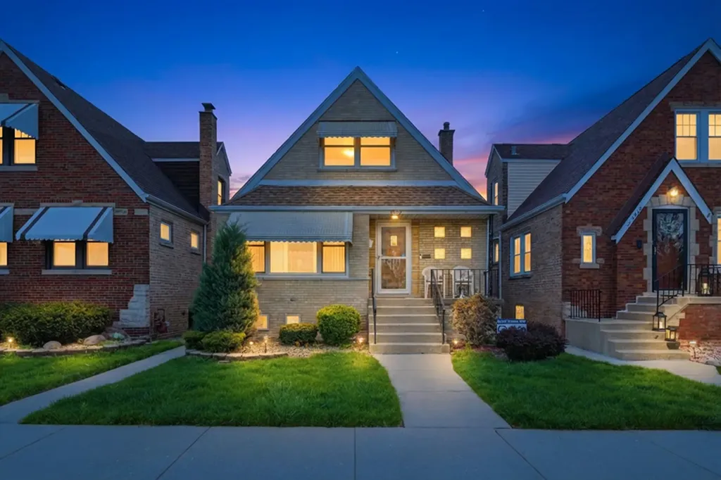 5422 South Oak Park Avenue Chicago IL 60638