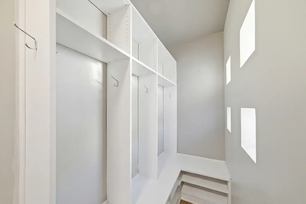 5422 South Oak Park Avenue Chicago IL 60638