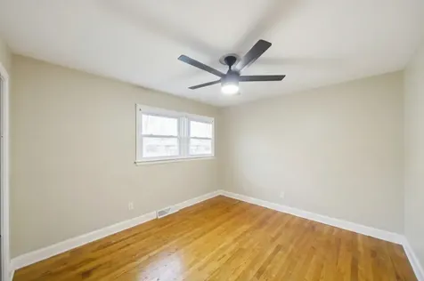 5422 South Oak Park Avenue Chicago IL 60638