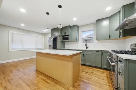 5422 South Oak Park Avenue Chicago IL 60638