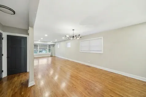 5422 South Oak Park Avenue Chicago IL 60638