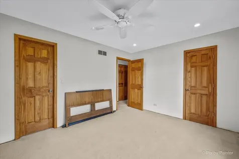 20 Wedgewood Drive South Elgin IL 60177