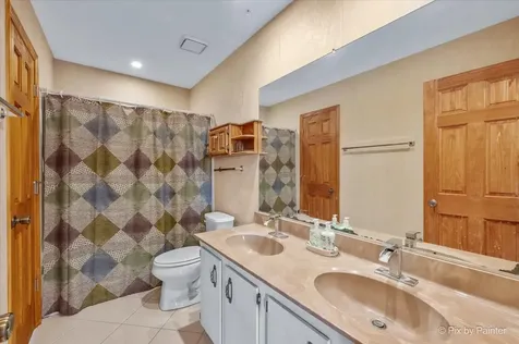 20 Wedgewood Drive South Elgin IL 60177