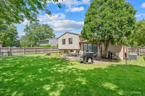 20 Wedgewood Drive South Elgin IL 60177