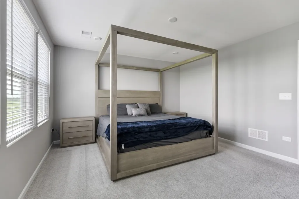 2227 Ryegrass Lane Bolingbrook IL 60490