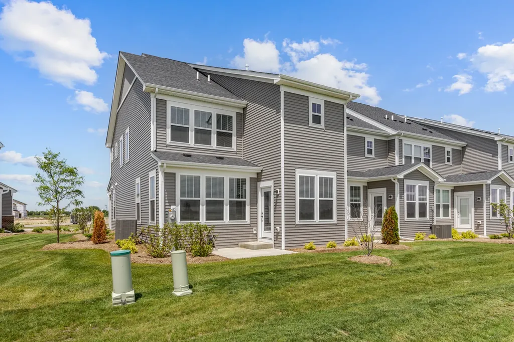 2227 Ryegrass Lane Bolingbrook IL 60490