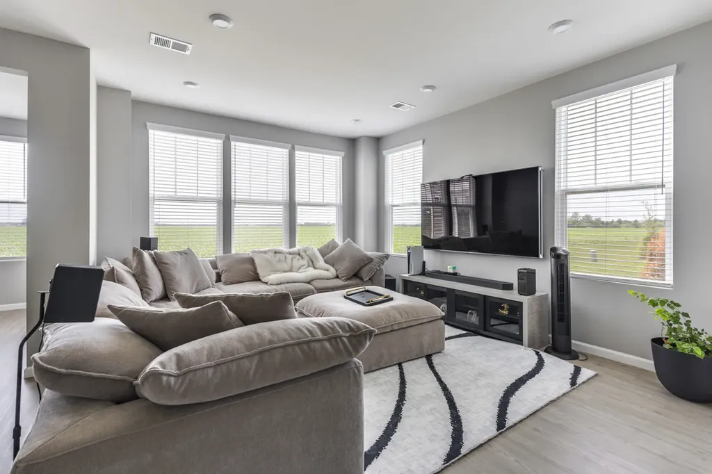 2227 Ryegrass Lane Bolingbrook IL 60490
