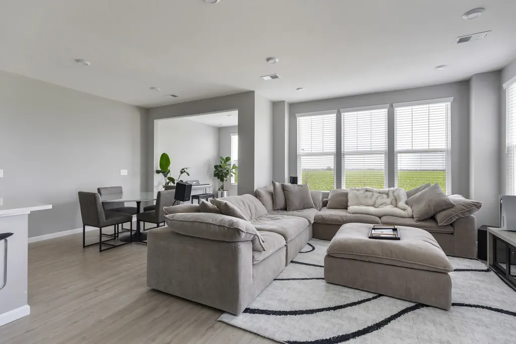 2227 Ryegrass Lane Bolingbrook IL 60490
