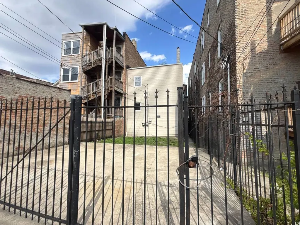 1236 South Springfield Avenue Chicago IL 60623