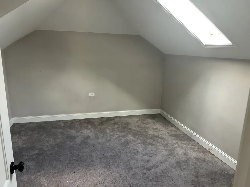 7221 South Bennett Avenue Chicago IL 60649