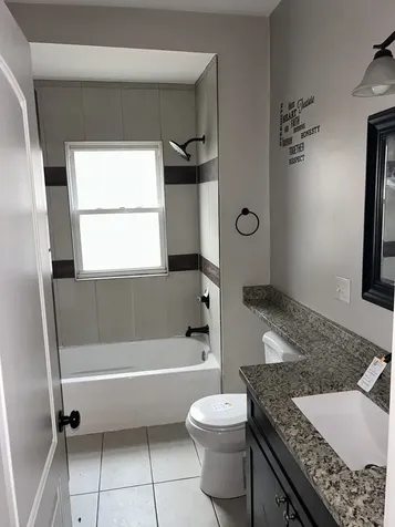 7221 South Bennett Avenue Chicago IL 60649