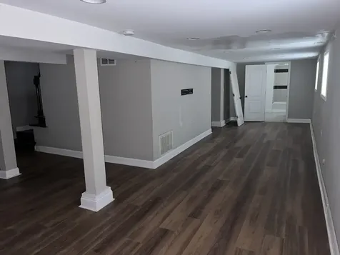 7221 South Bennett Avenue Chicago IL 60649