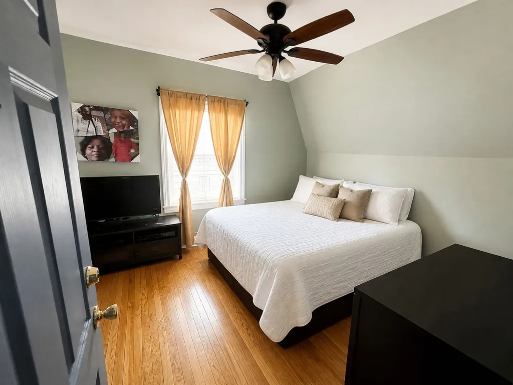 6641 South University Avenue Chicago IL 60637
