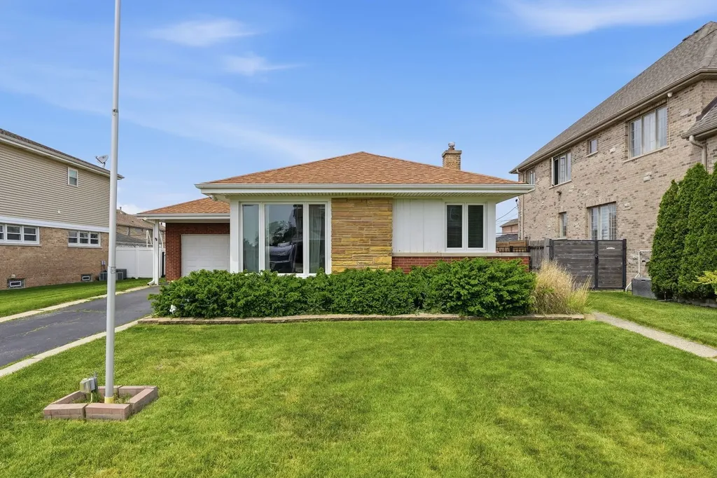 8130 West Berwyn Avenue Chicago IL 60656