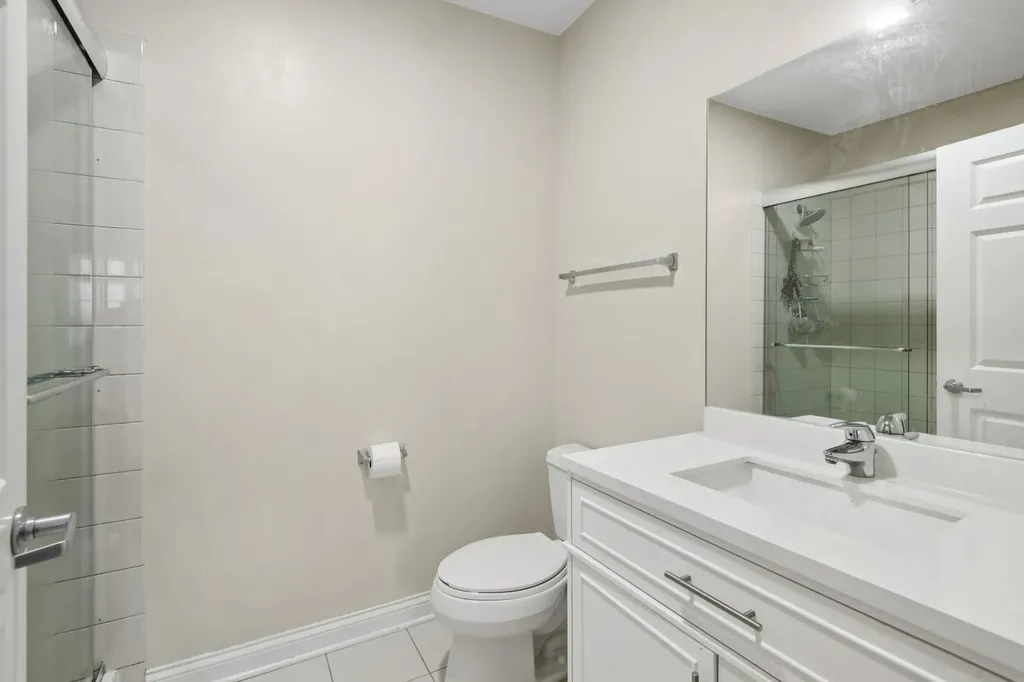 8 West Monroe Street Chicago IL 60603