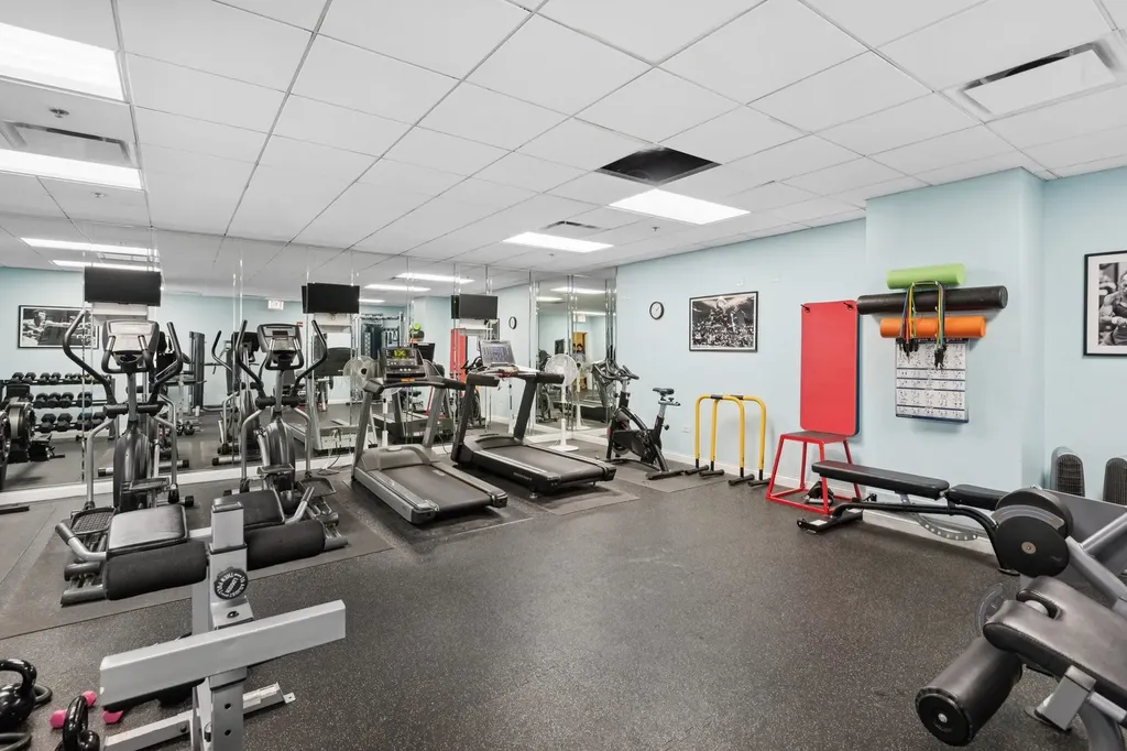 8 West Monroe Street Chicago IL 60603