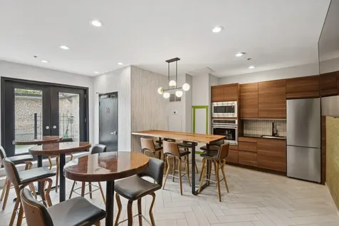 8 West Monroe Street Chicago IL 60603