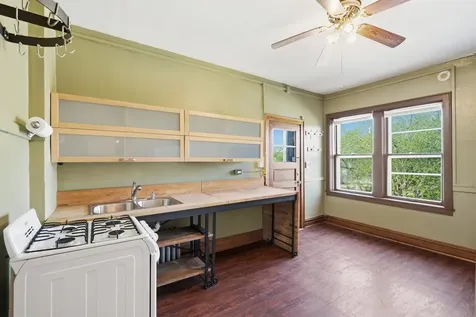 1622 18TH Avenue Rock Island IL 61201