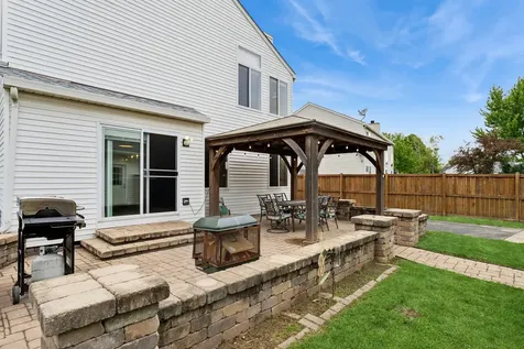 240 Paradise Parkway Oswego IL 60543