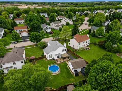 240 Paradise Parkway Oswego IL 60543