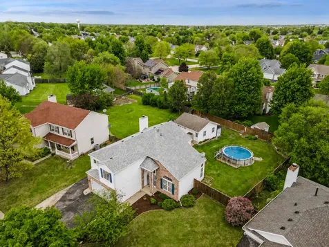 240 Paradise Parkway Oswego IL 60543