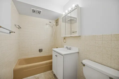 7234 West North Avenue Elmwood Park IL 60707