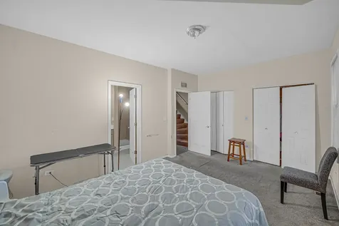 4635 South Greenwood Avenue Chicago IL 60653