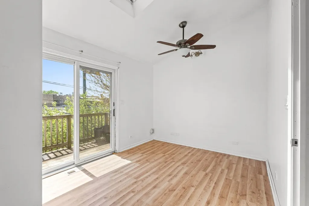 5230 South Lockwood Avenue Chicago IL 60638