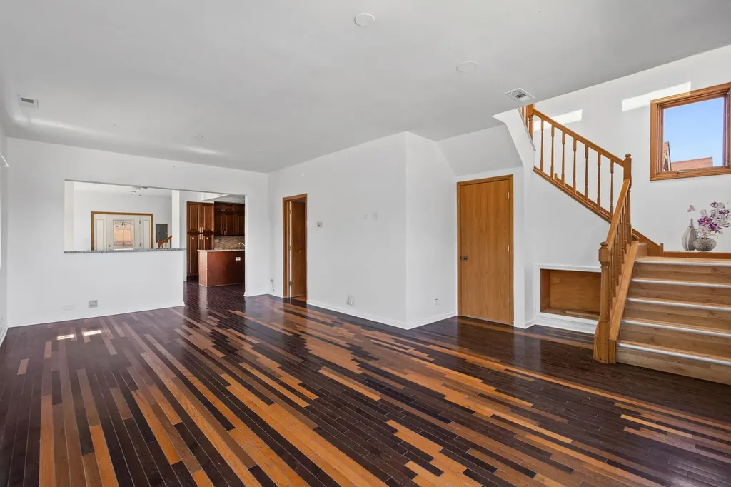 5230 South Lockwood Avenue Chicago IL 60638