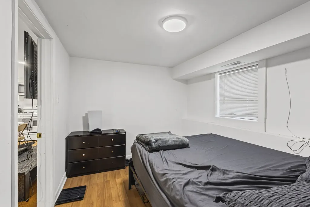5230 South Lockwood Avenue Chicago IL 60638