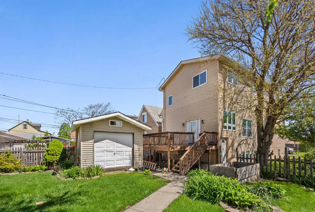 5230 South Lockwood Avenue Chicago IL 60638