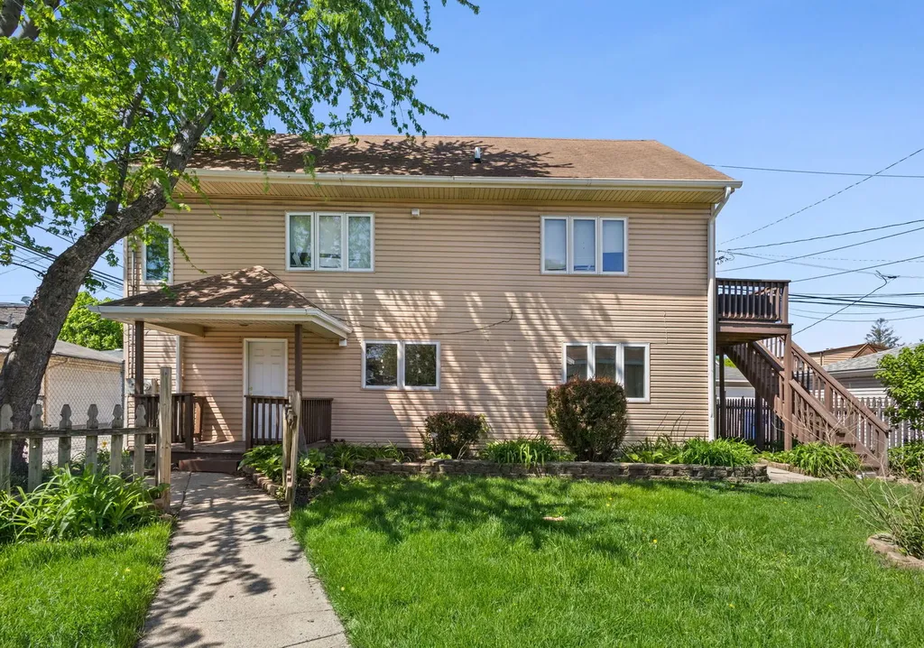 5230 South Lockwood Avenue Chicago IL 60638