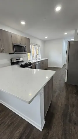 5230 South Lockwood Avenue Chicago IL 60638