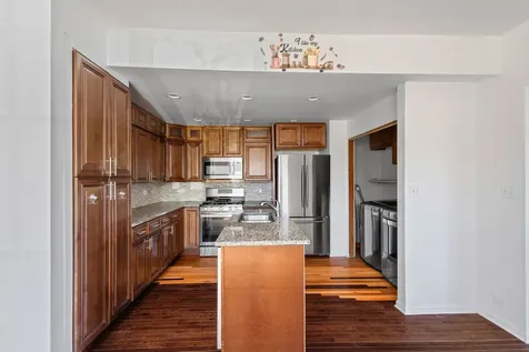 5230 South Lockwood Avenue Chicago IL 60638